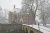 Kasteel Bemmel in de sneeuw